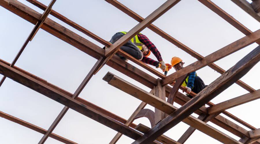 Professional gutter cleaning services in Lakeside, AZ